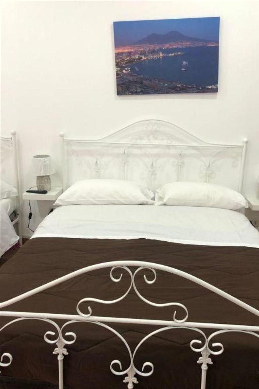 Partenope Legend B&B Napoli Bagian luar foto