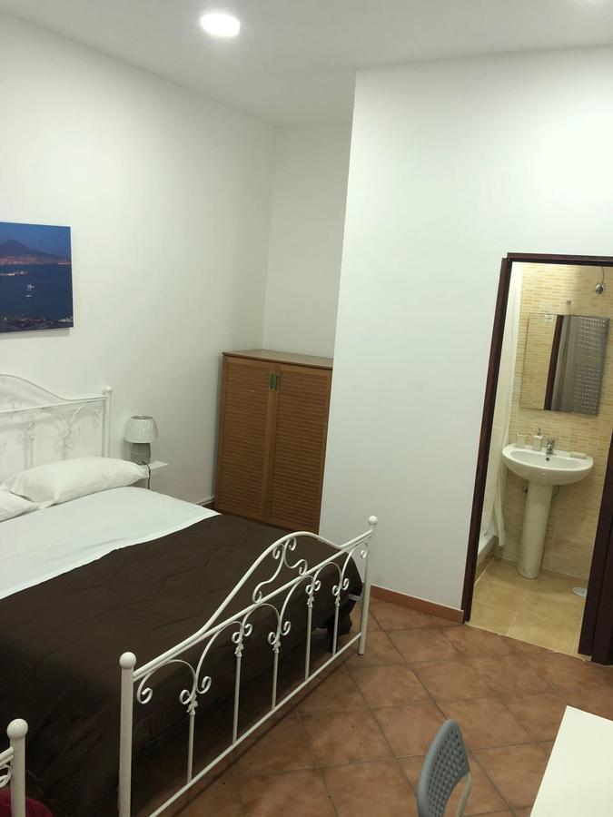 Partenope Legend B&B Napoli Bagian luar foto