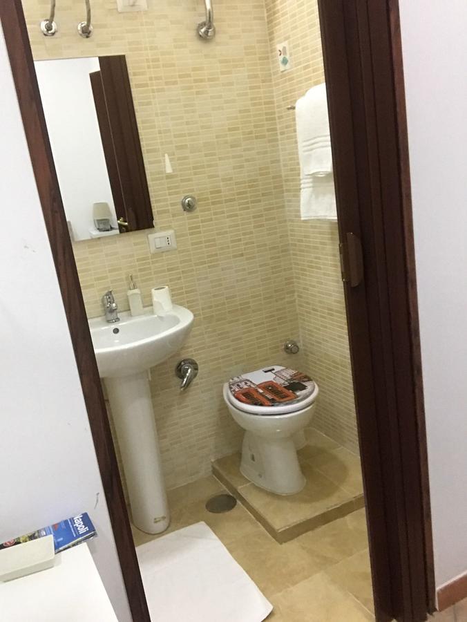 Partenope Legend B&B Napoli Bagian luar foto
